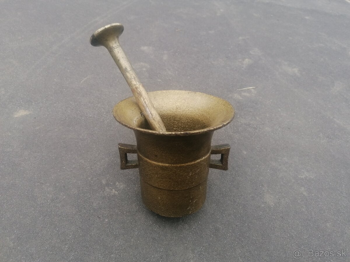 Predám starožitný mažiar - 2