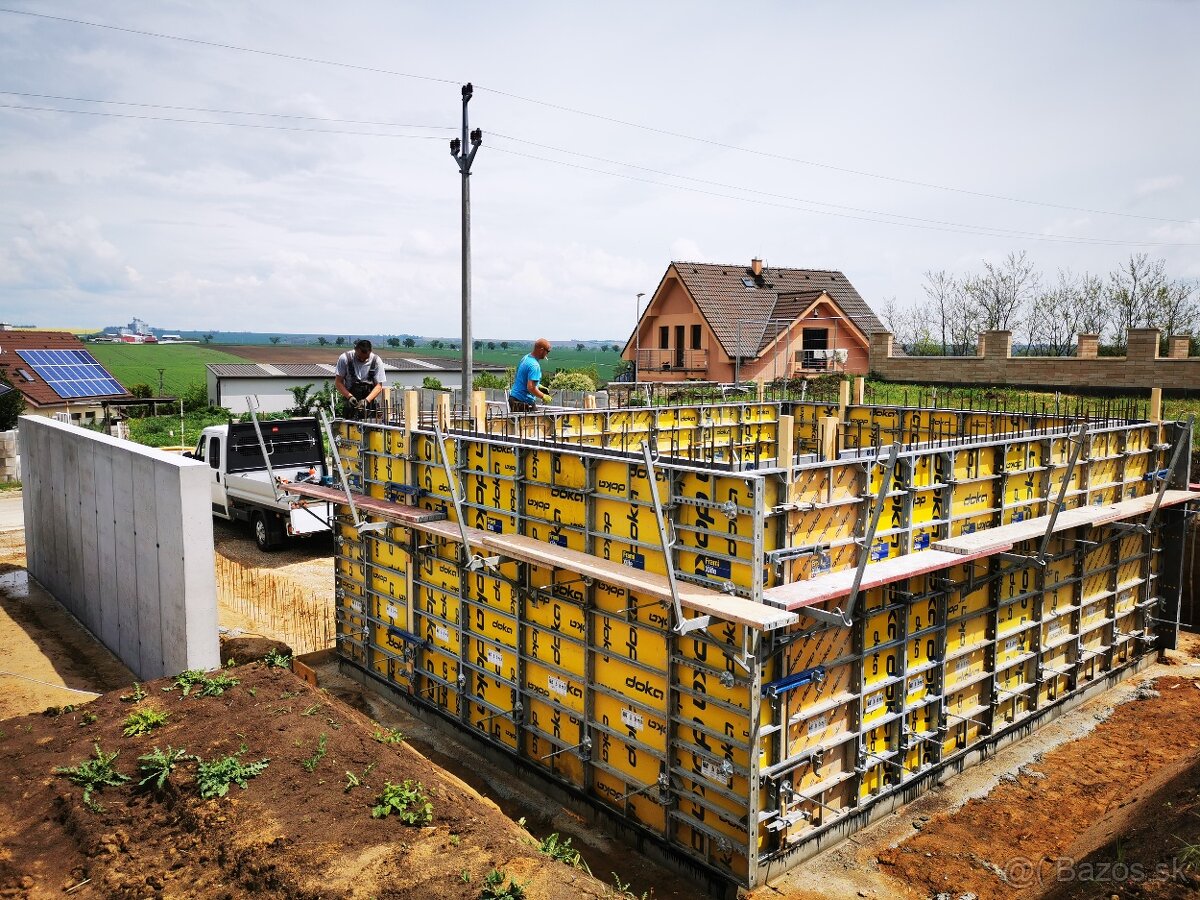 Výstavba domov, hrubá stavba, základová doska, betónové plot - 2
