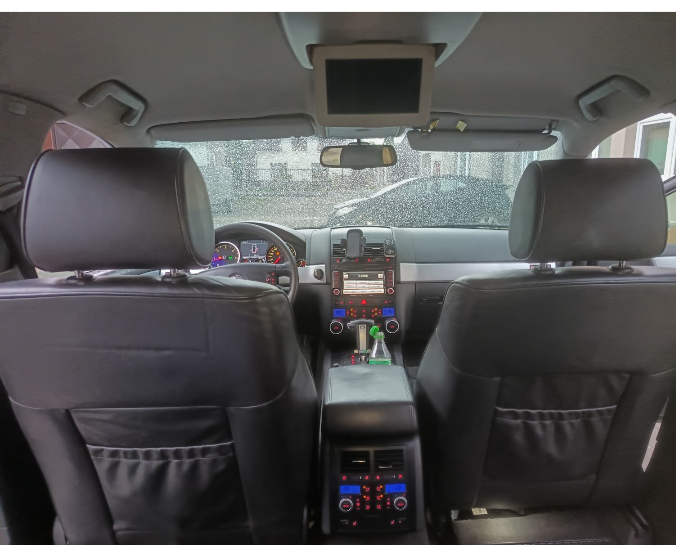 Vyměním krásného Tuarega 3.0tdi - 2