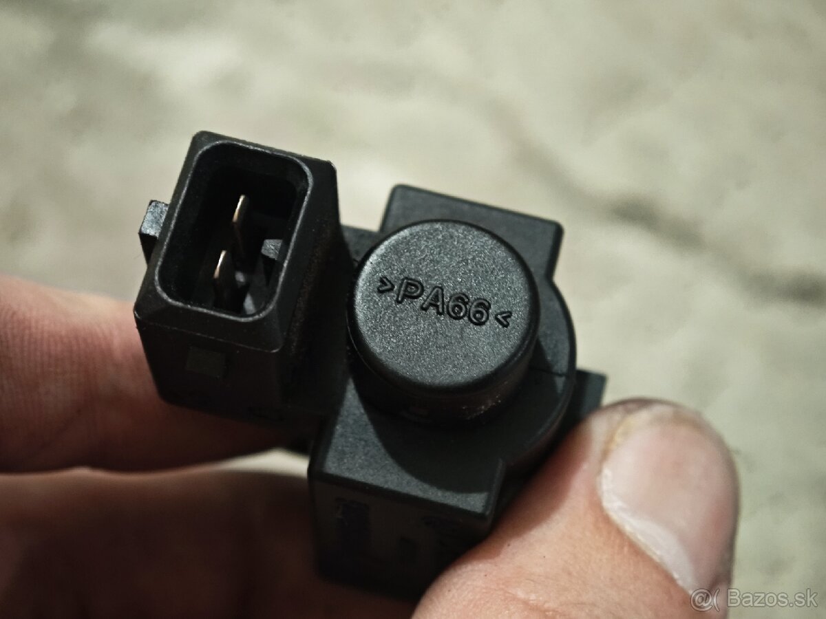 Bmw Podtlakový ventil m57 - 2