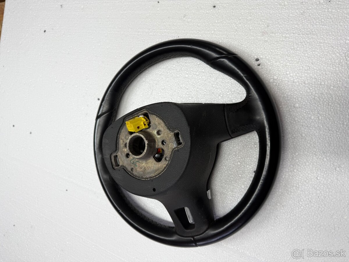 Vw Amarok volant kožený - 2