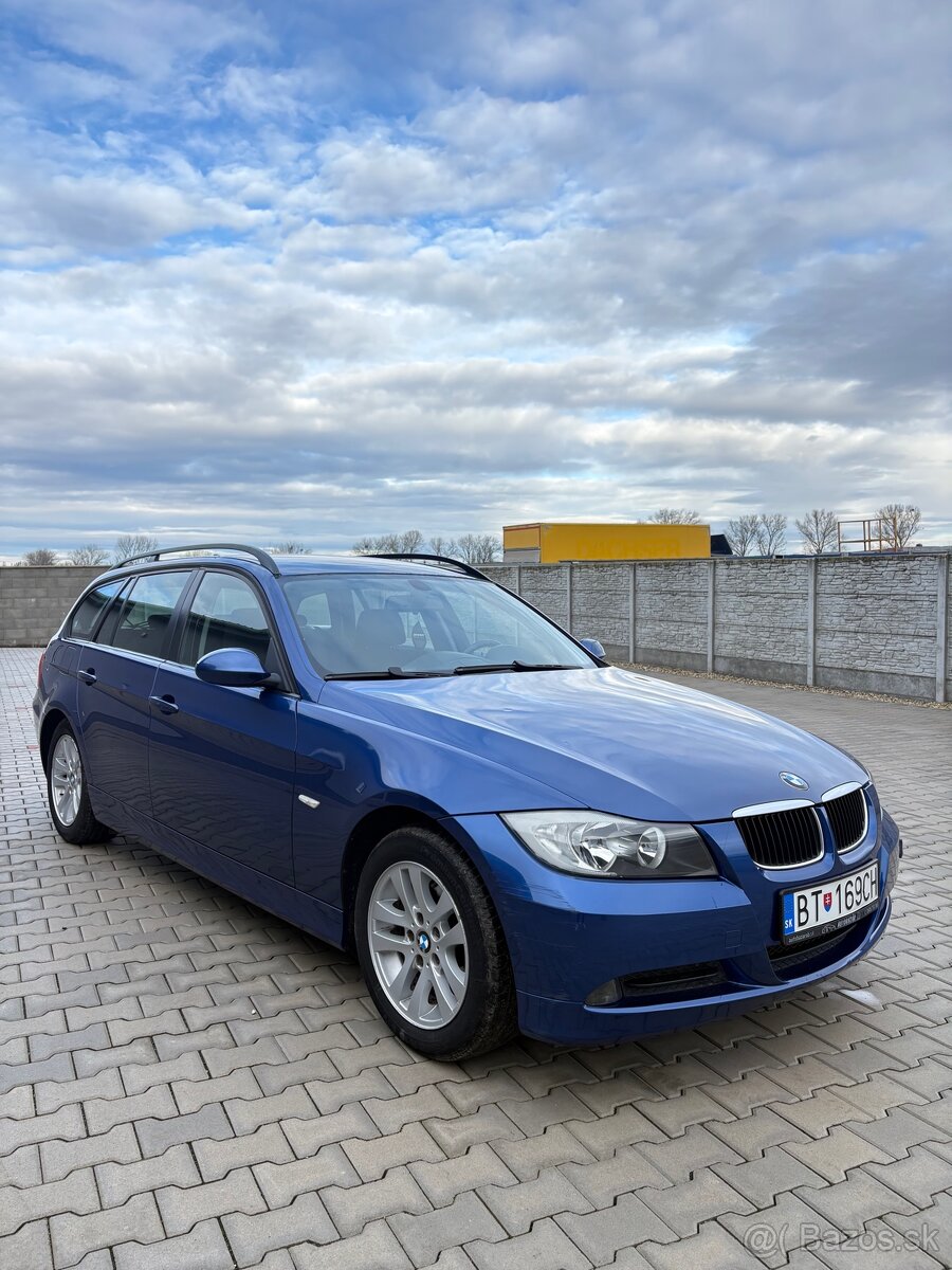 BMW 318i E91 - 2