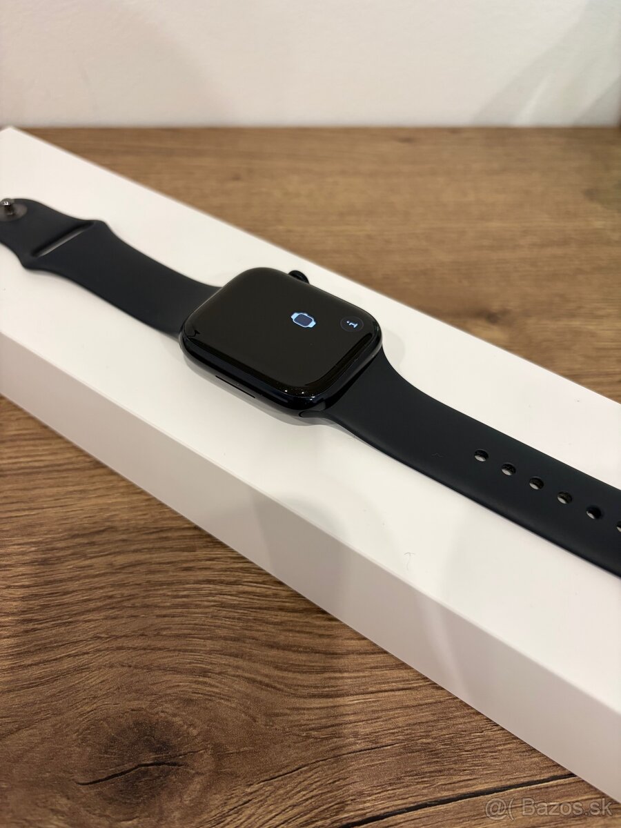 Apple watch series 7 - 2