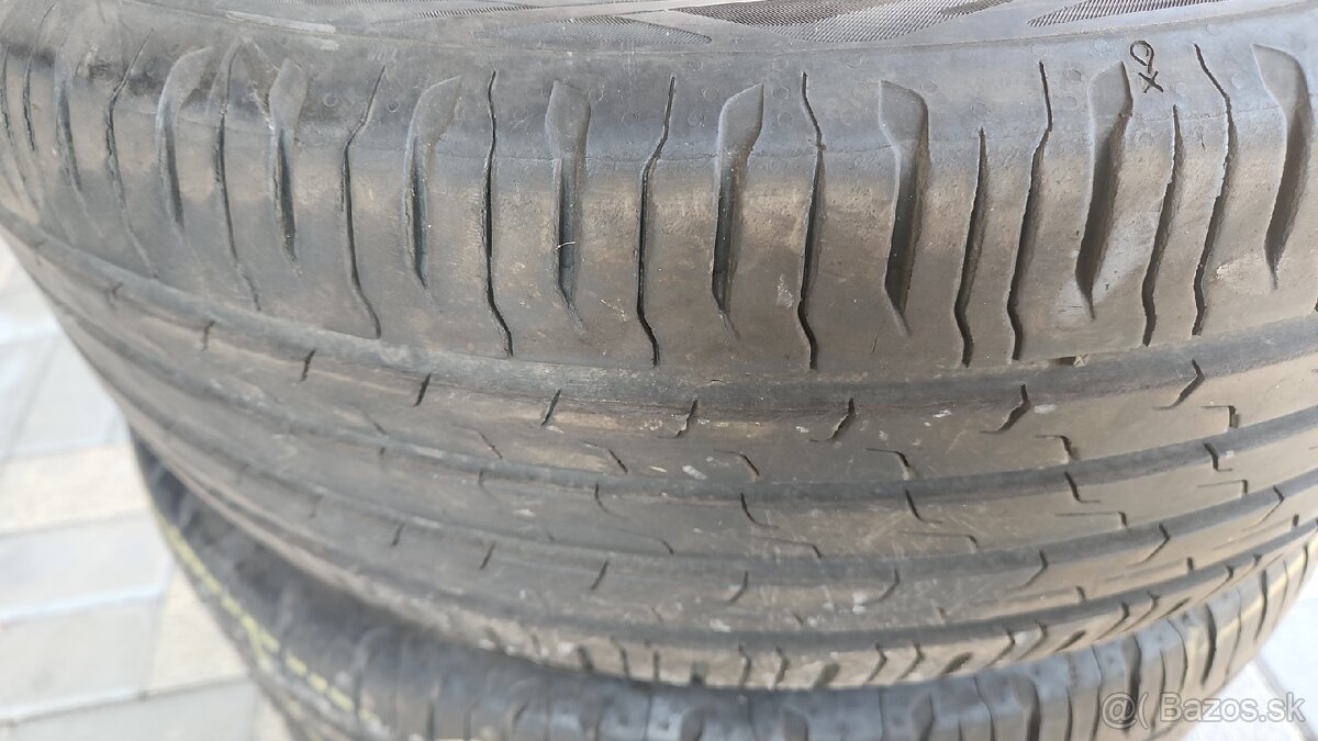 Letné pneumatiky 215/55 r17 - 2