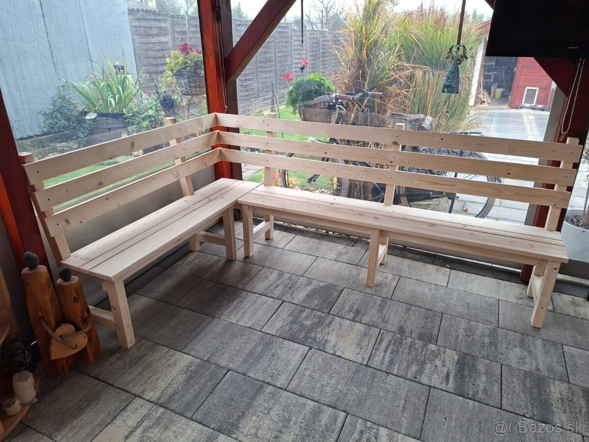 Drevena rohova lavica - 2