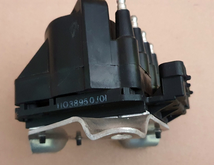 Zapaľovací modul General Motors - 2