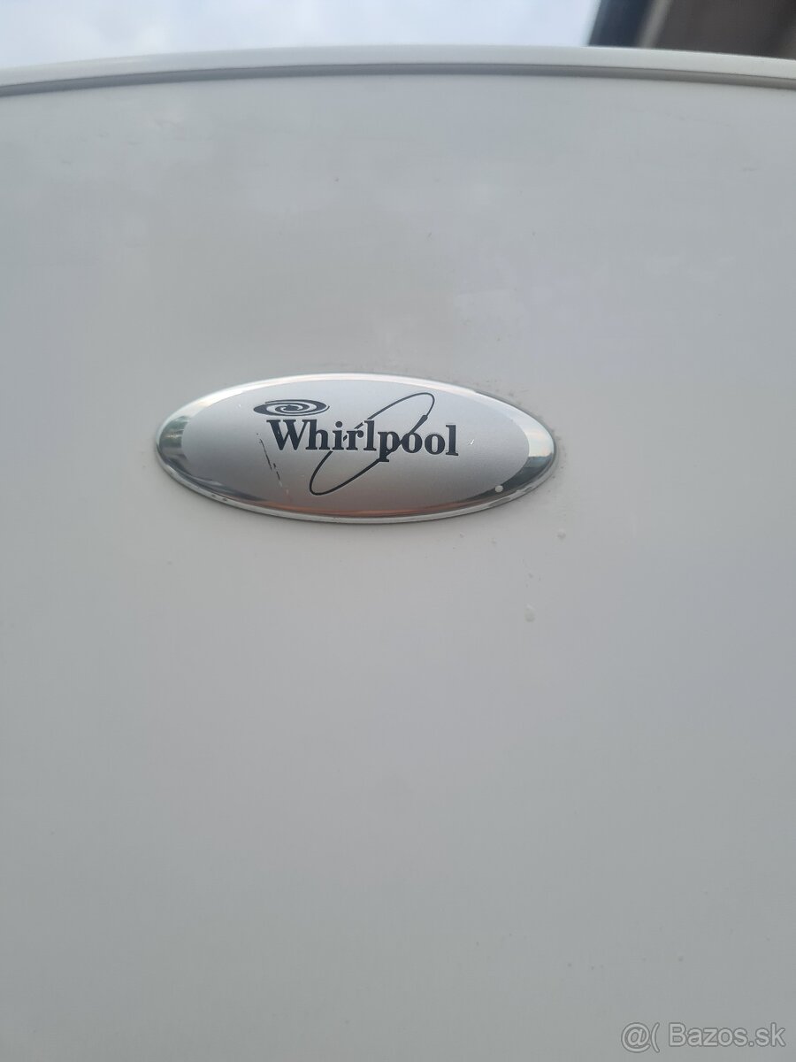 Chladnička z mrazákom whirlpool A - 2