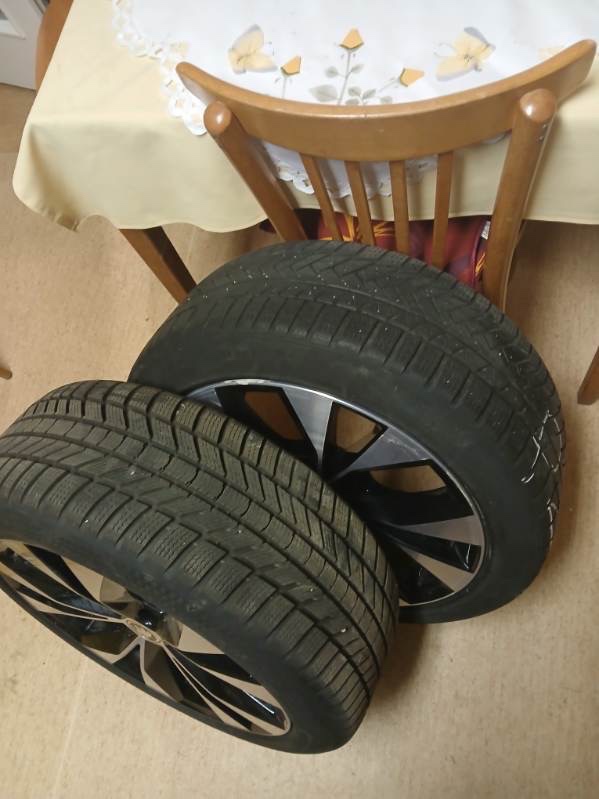 Zimné pneumatiky s origi. diskami Laurin & Klement - 2