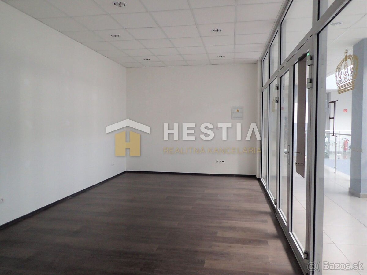 Obchodný priestor na prenájom - centrum mesta - 2