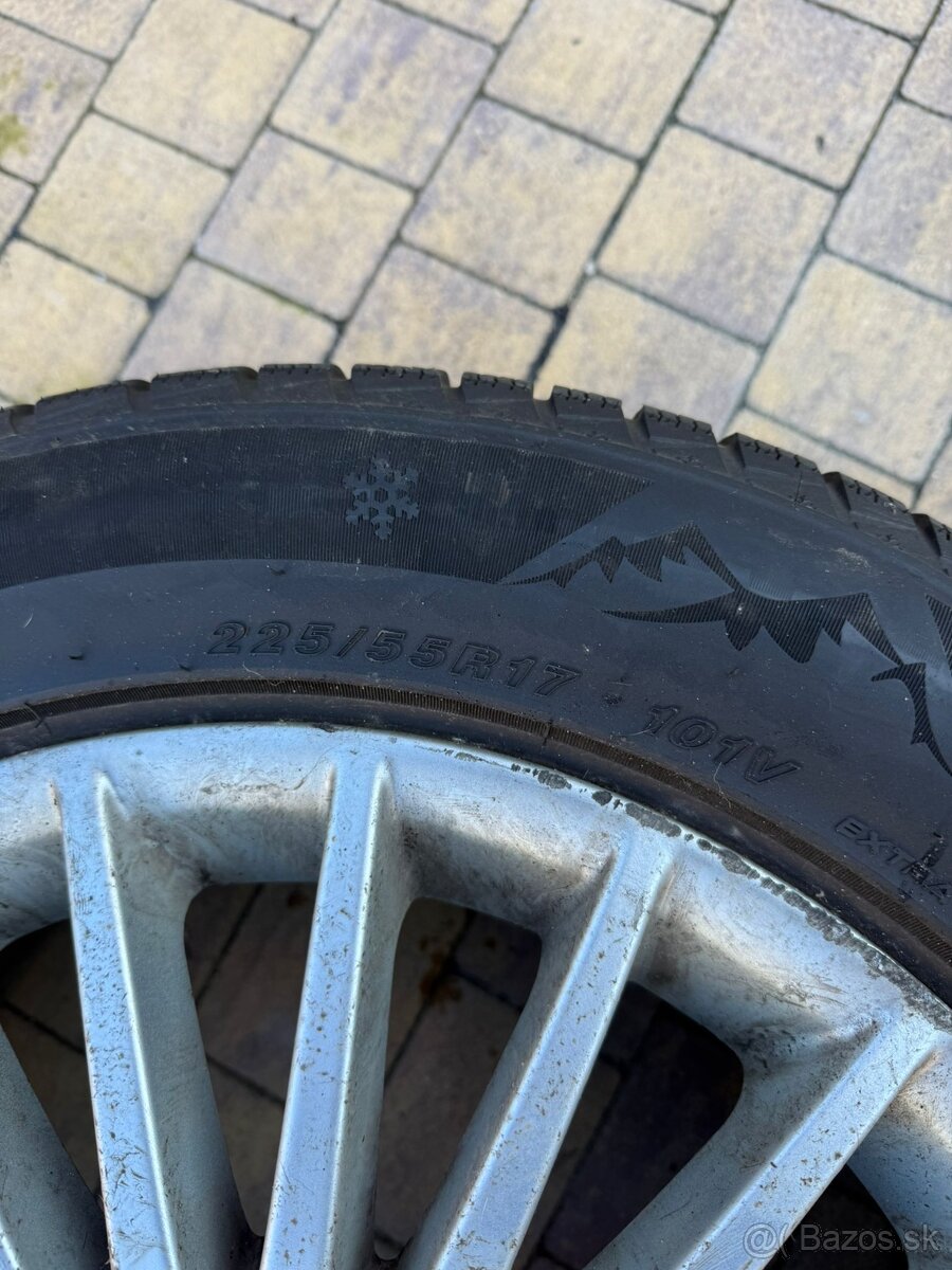 Zimne pneumatiky s diskami mercedes 225/55/R17 - 2