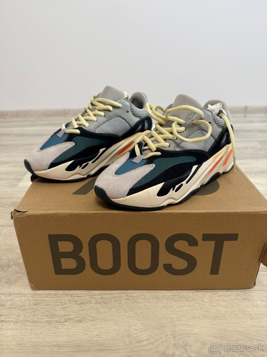 YEEZY 700 - 2