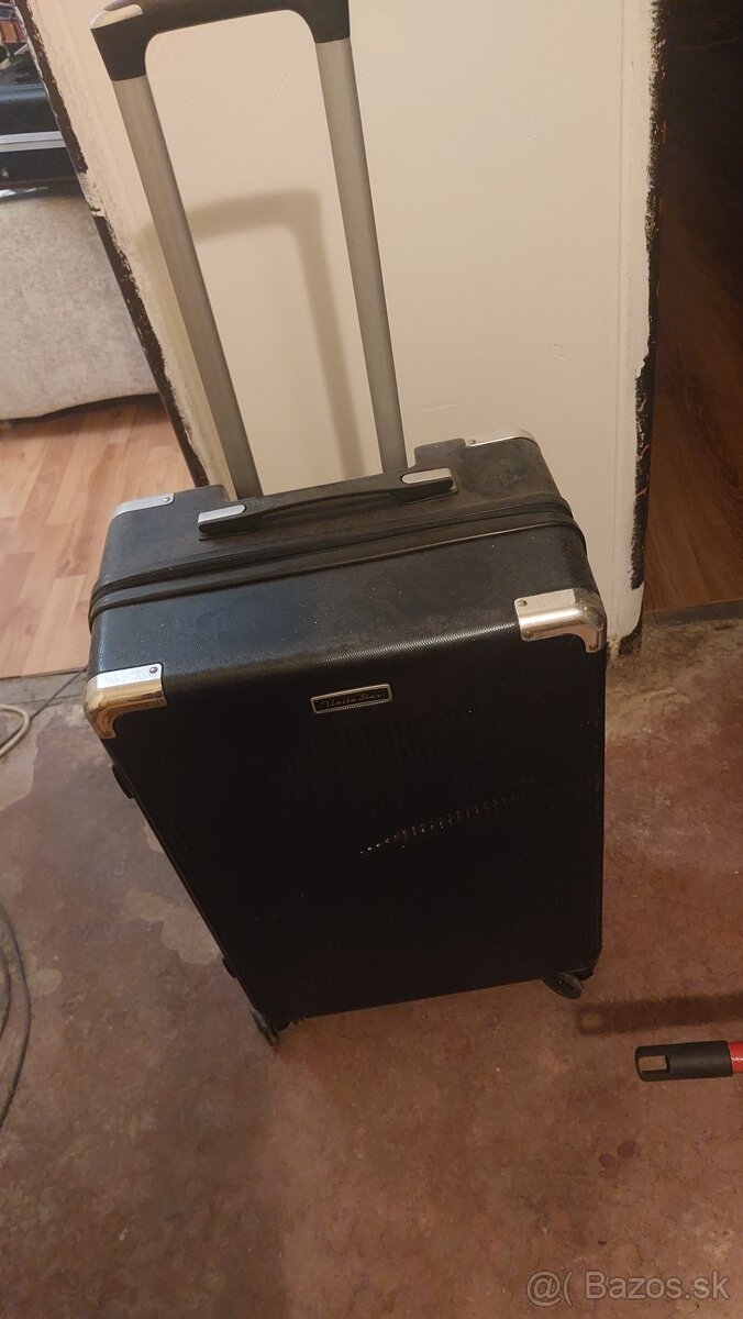 Predam cestovný kufor - 2