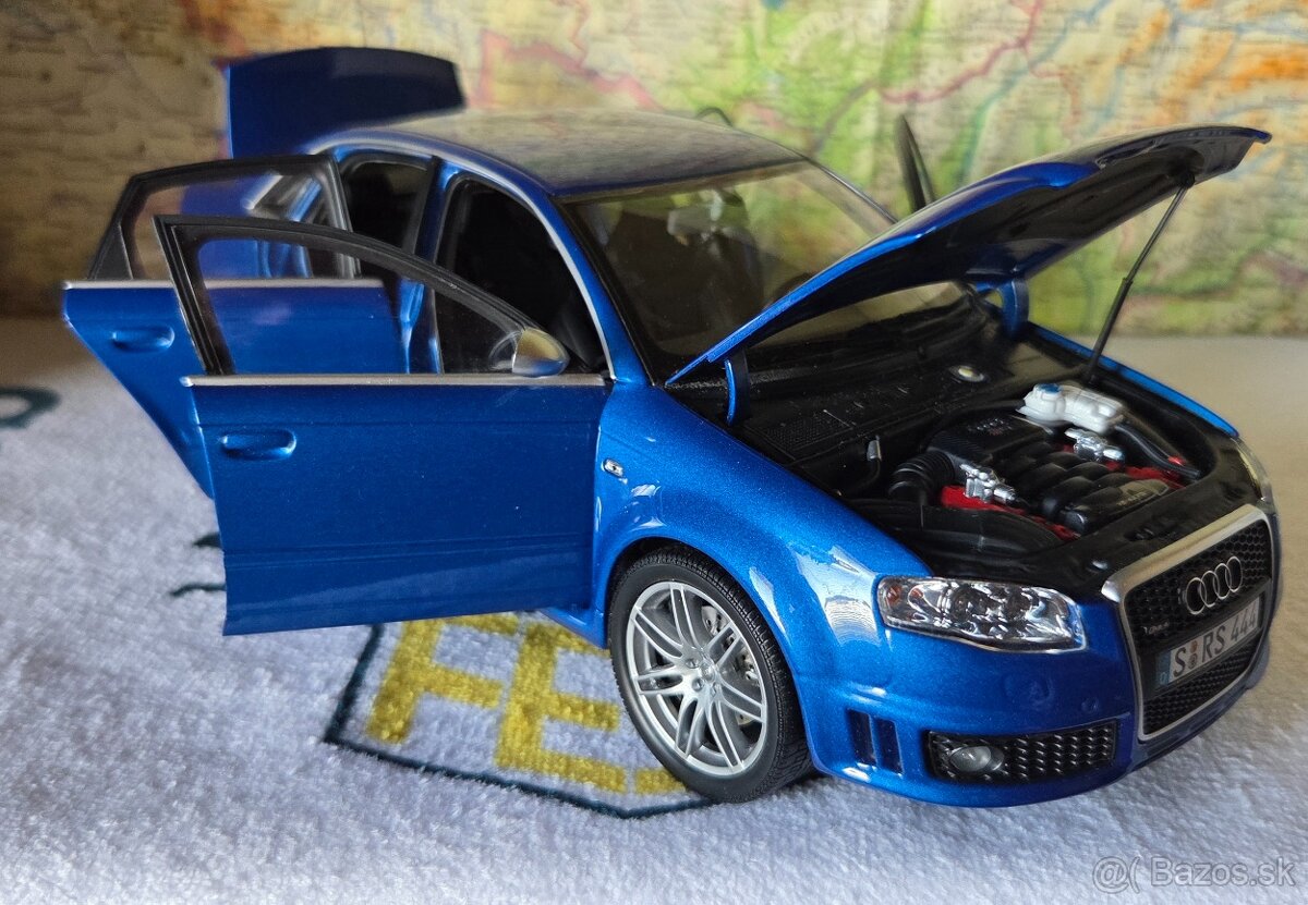 Audi RS 4 B7 1:18 - 2