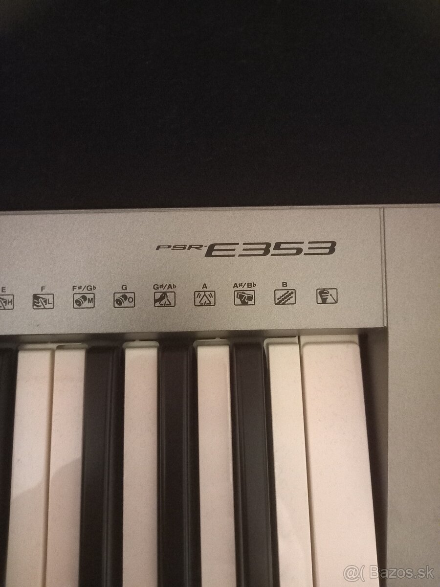 Predam klavesy psr E353 - 2
