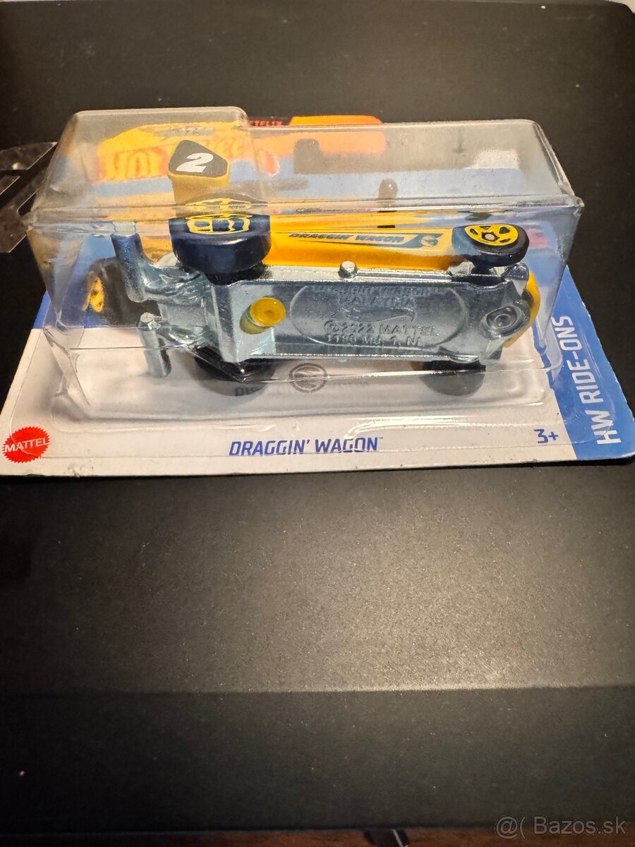 Poškodené zberateľské auto Hot Wheels - 2
