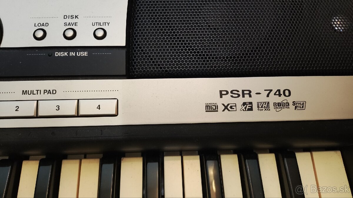 YAMAHA PSR-740 - 2