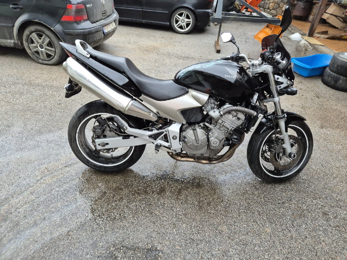 Honda hornet - 2