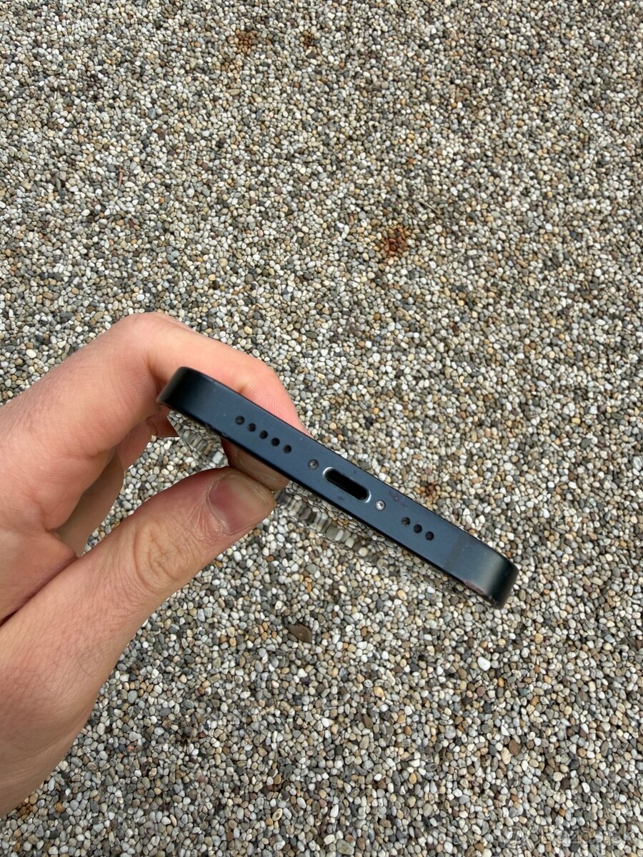 Iphone 14 - baterie 100% - 2