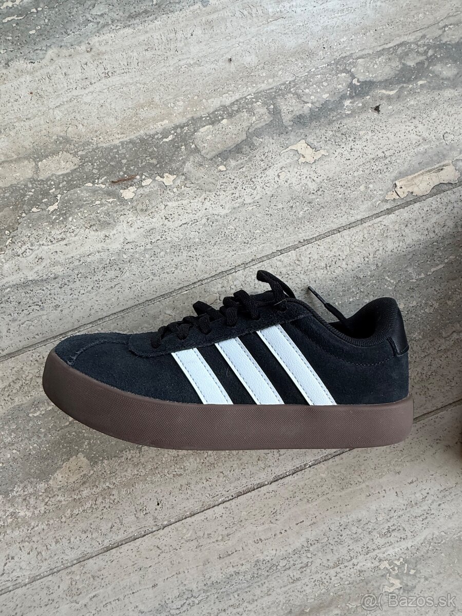 Adidas - 2