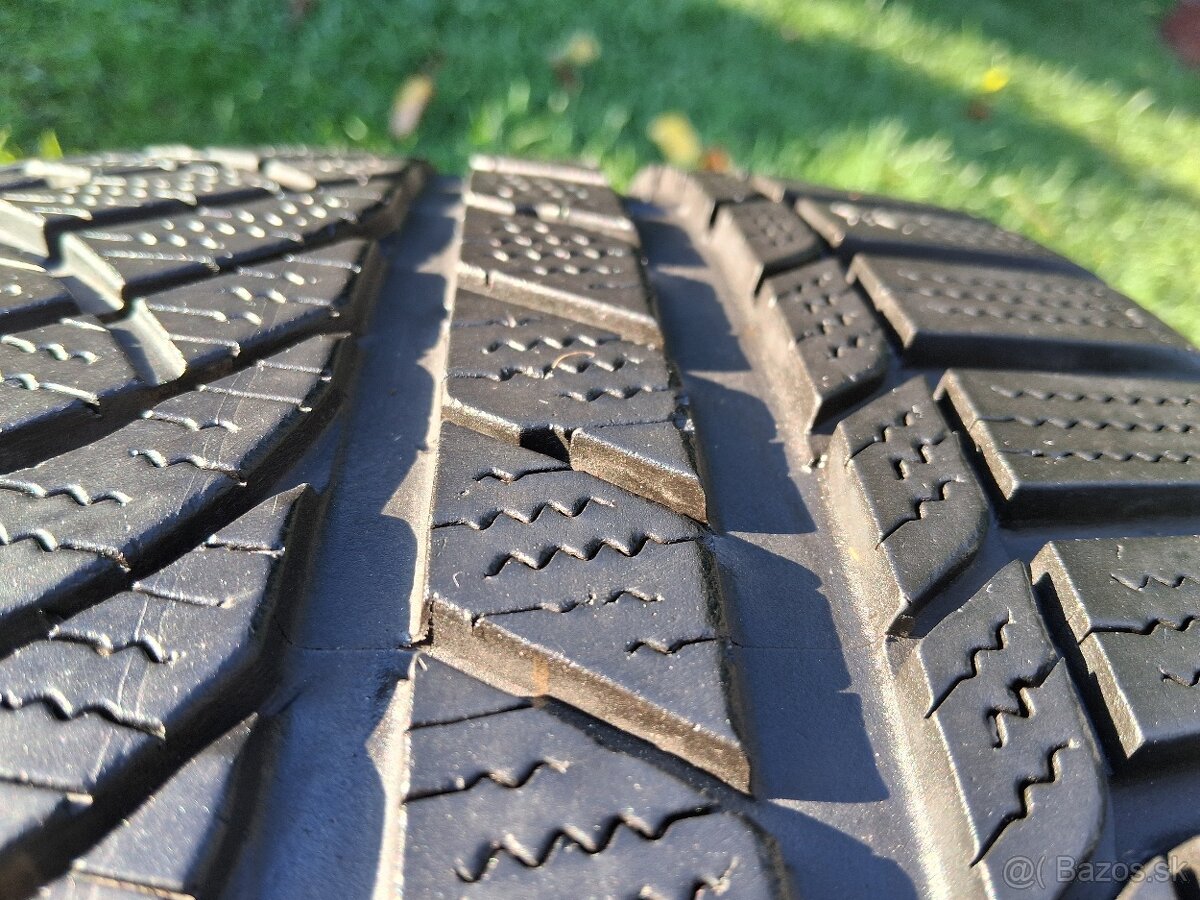 235/35 r19 zimne pneumatiky - 2