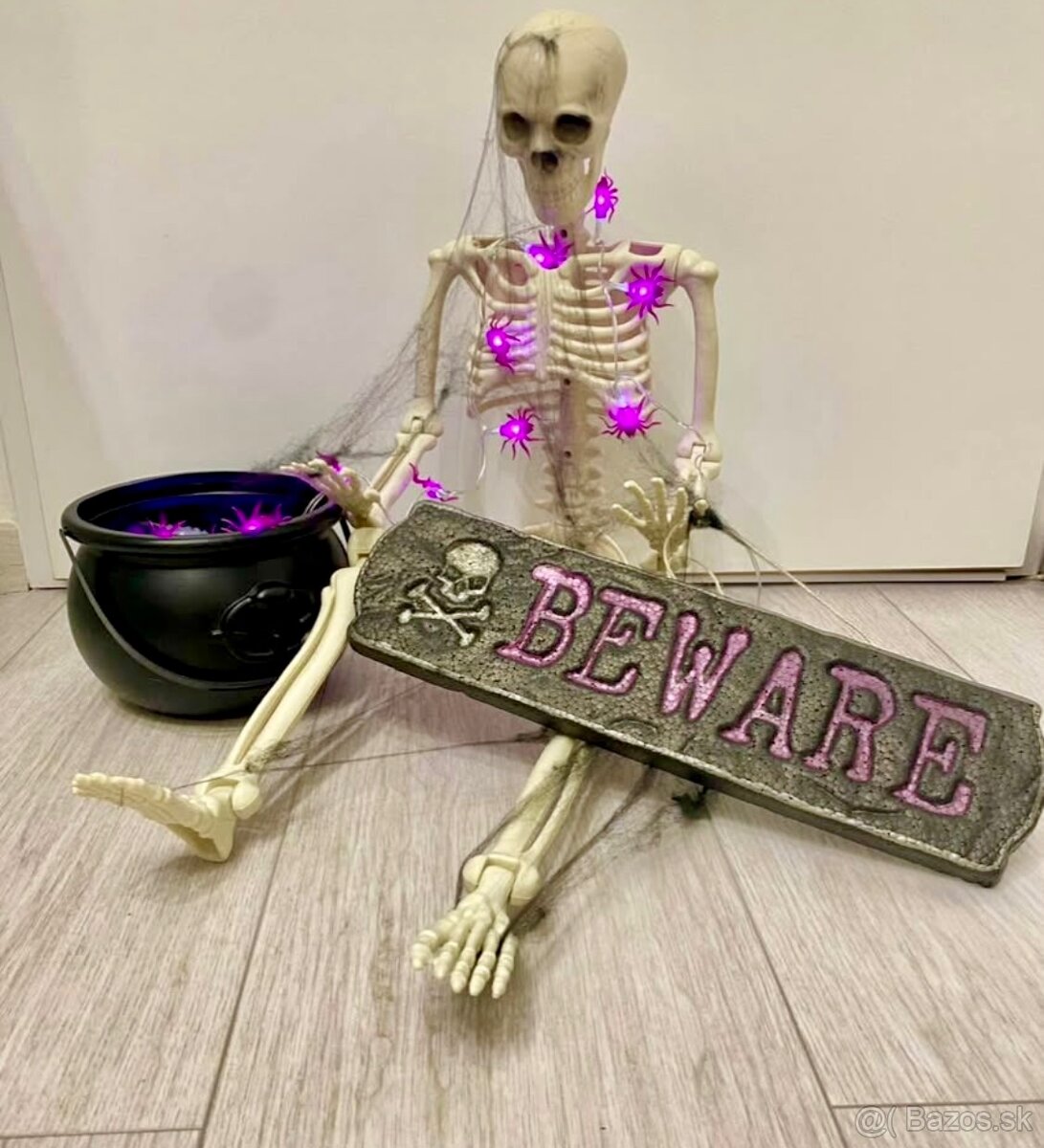 Halloweenska dekorácia - 2
