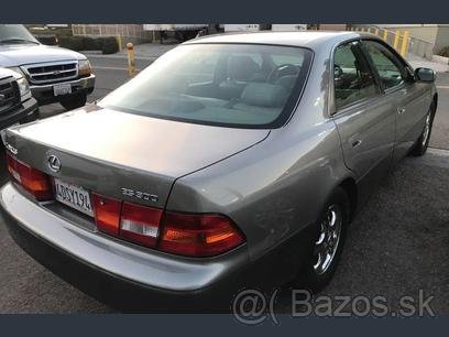 KOUPIM LEXUS ES 300 . - 2