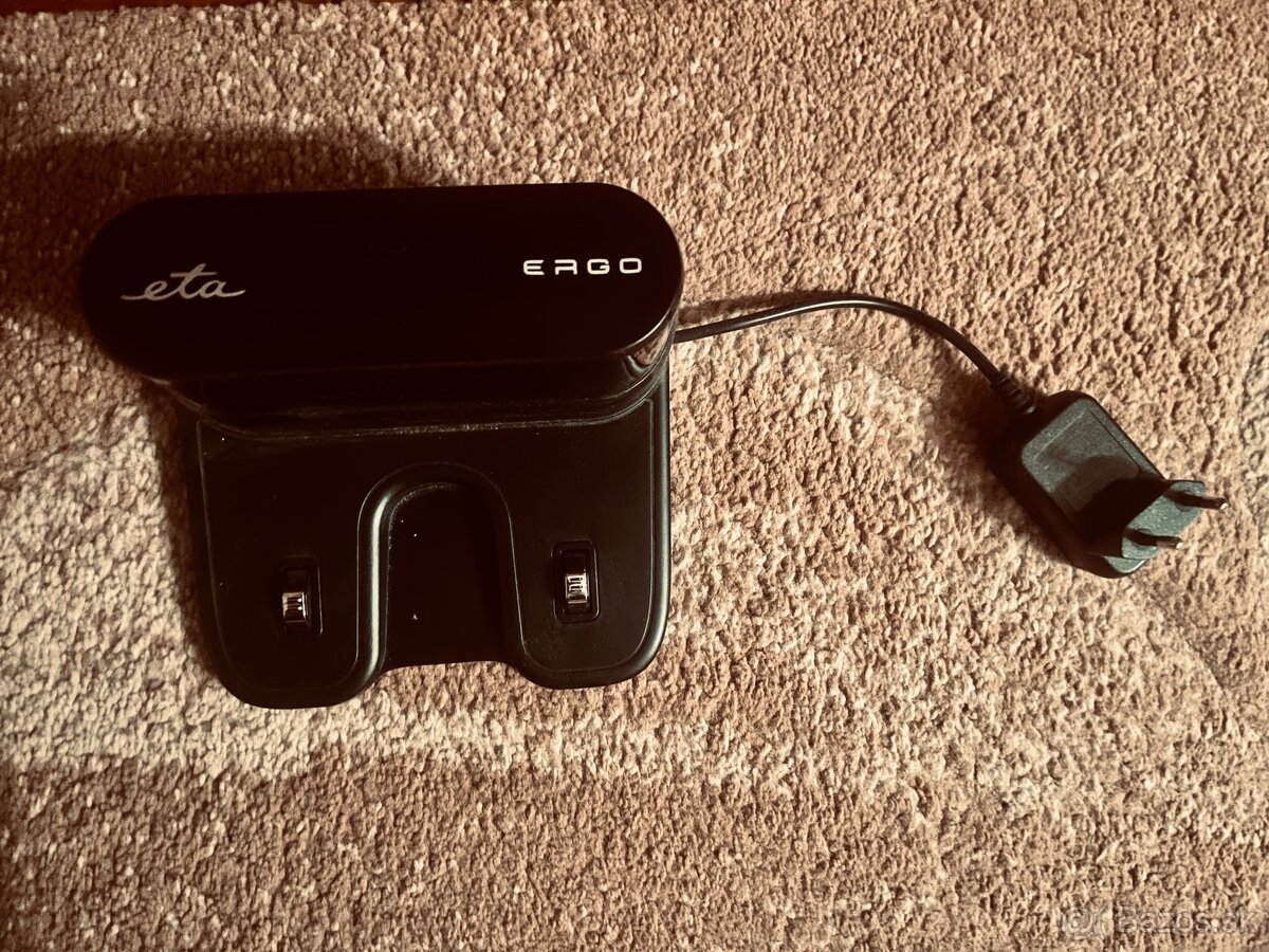 Robotický vysávač ETA Ergo 221890000 - 2