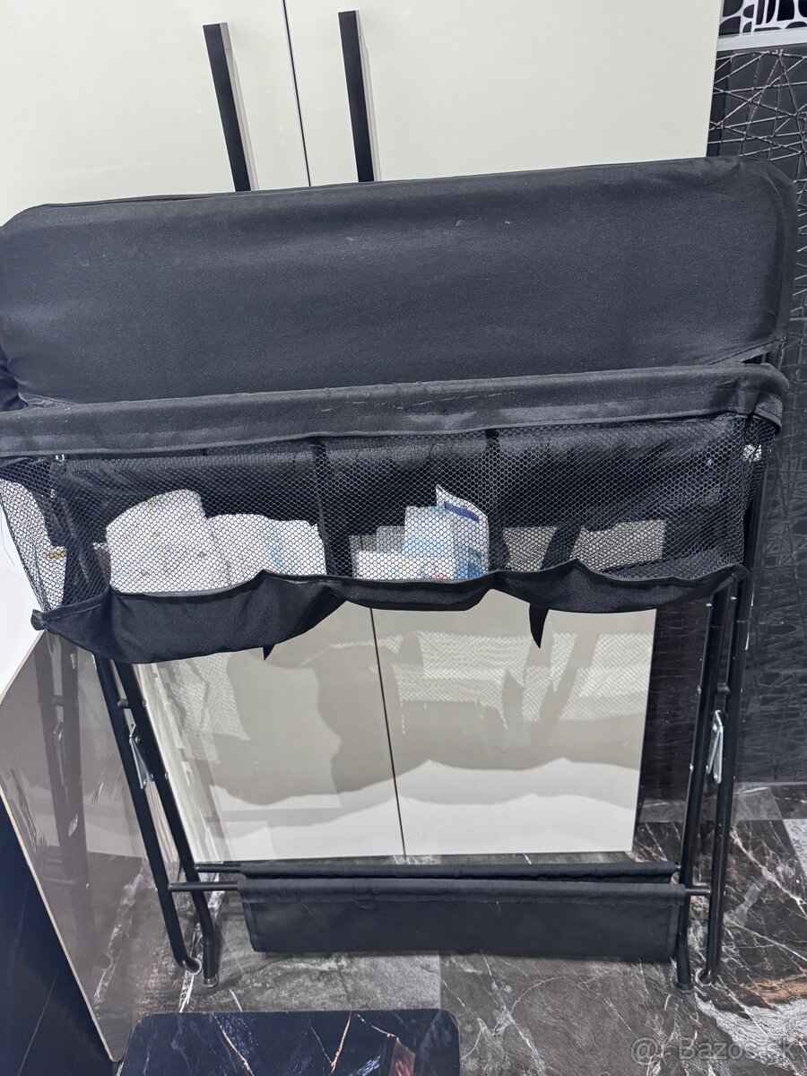 Prebaľovací pult - 2