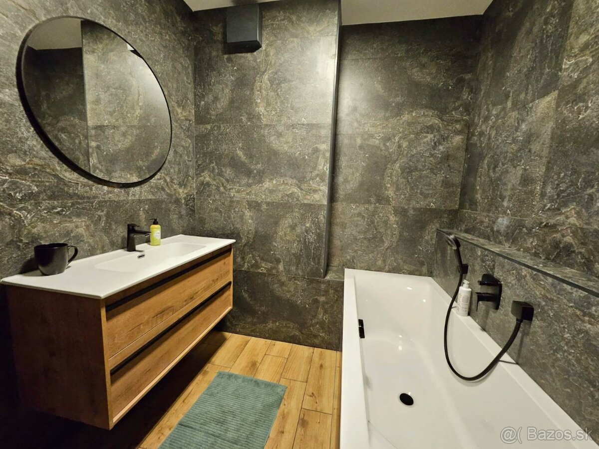 Prenájom 3 izb. bytu v rez. Tabáň - Nitra centrum - 2