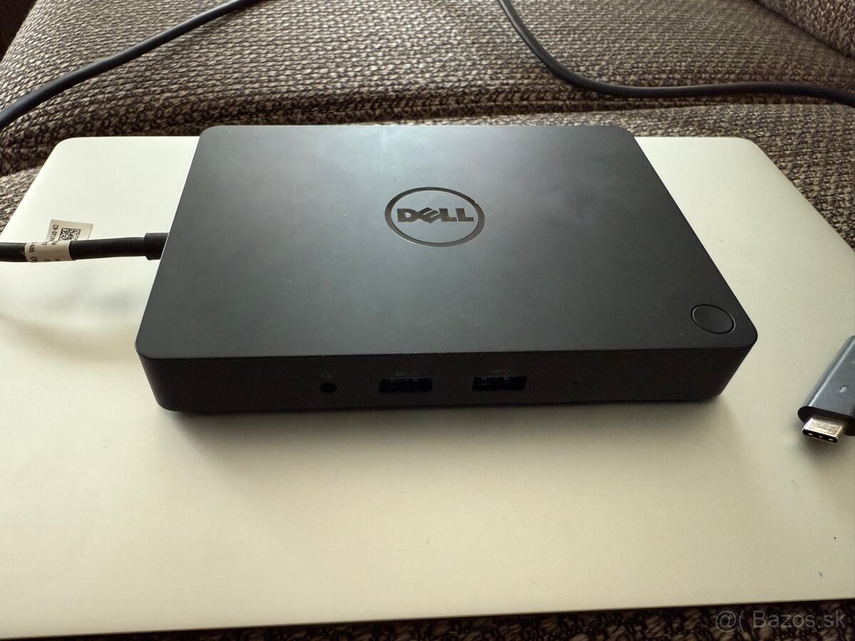 Predam Dell WD15 dockovaciu stanicu - 2