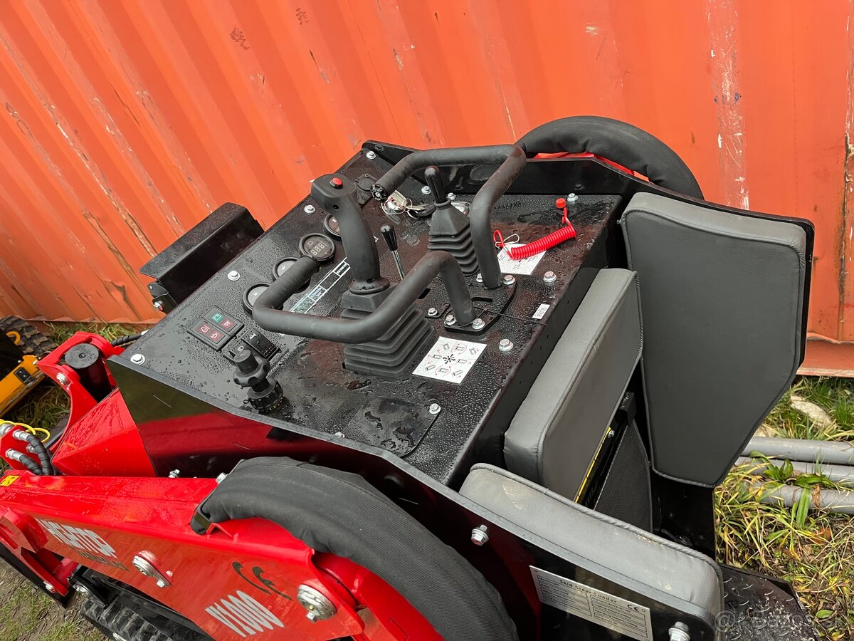 Mini Nakladač Kubota motor nafta - 2