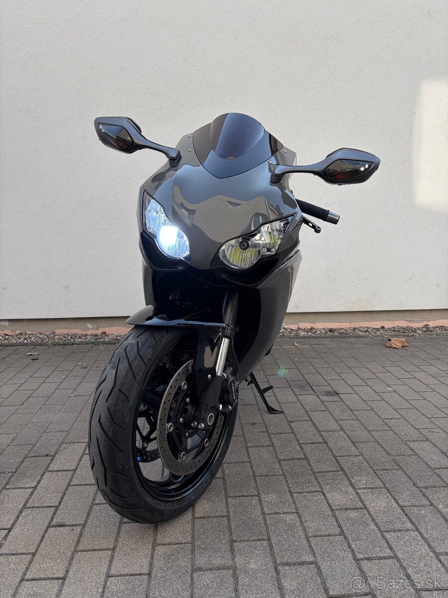 Honda CBR 1000 RR SC59 - 2