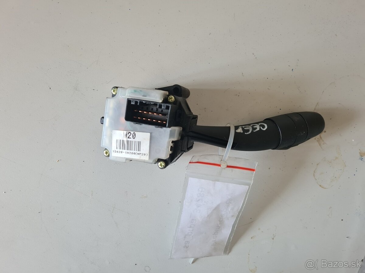 Prepínacia páčka stieračov Kia Ceed 934201H200 - 2