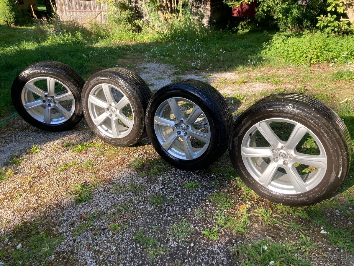 Elektróny XC90, XC60 Volvo - 2