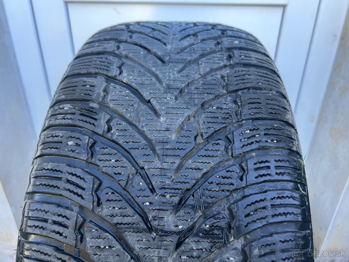 Zimné pneu NOKIAN 255/50 R19 - 2