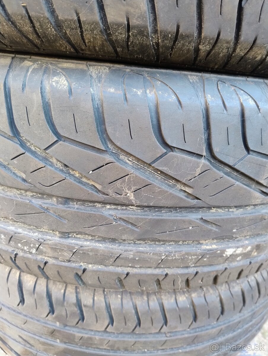 Predám letné pneumatiky –215/70 R16 - 2
