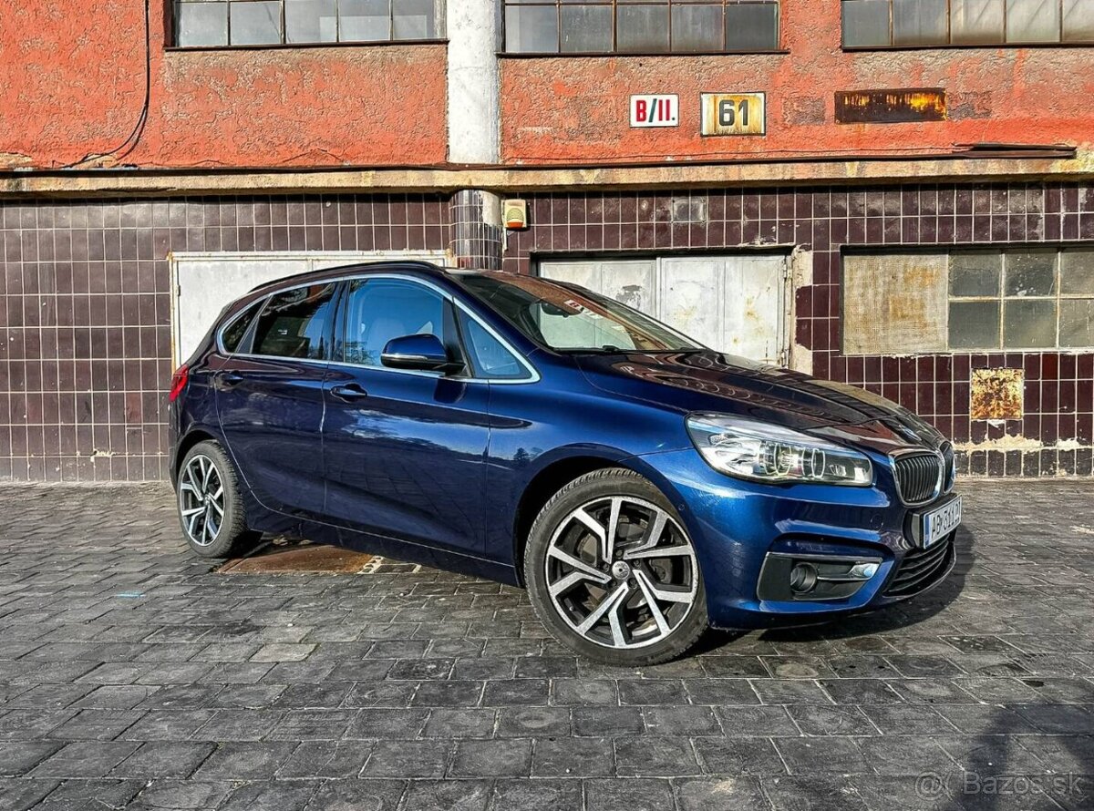 BMW Rad 2 Active Tourer 2 218d Luxury Line A/T - 2