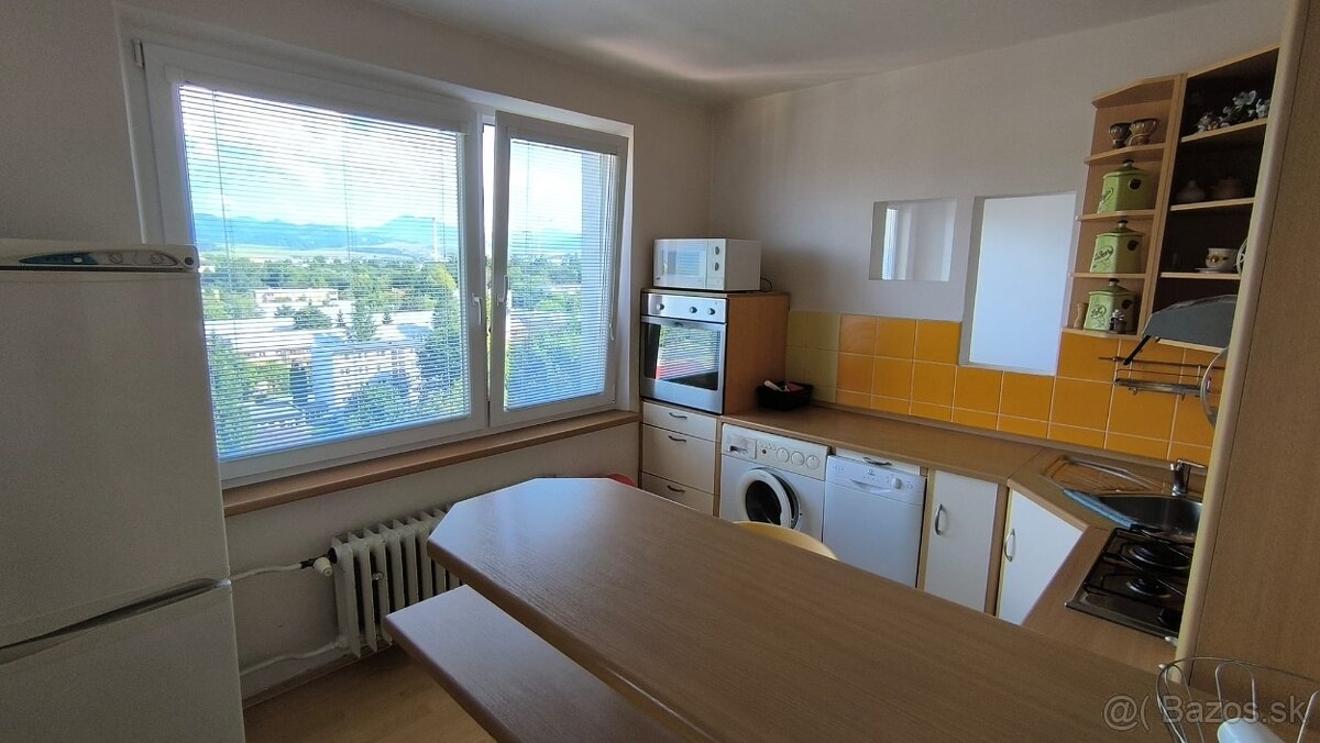 3-izb. byt - Martin - M.R.ŠTEFÁNIKA - blízko centra - 2