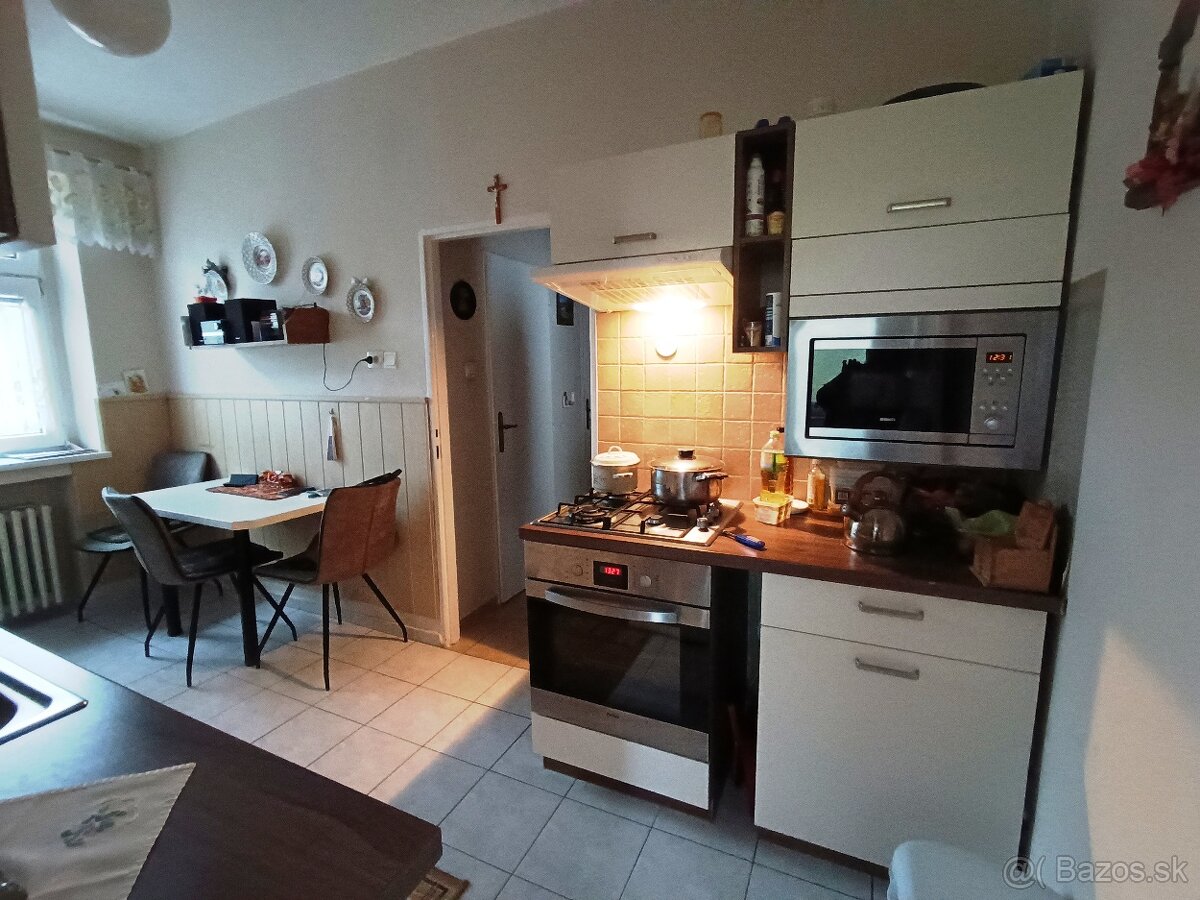 Na predaj 3-izbový byt Bratislava,Nivy - 2