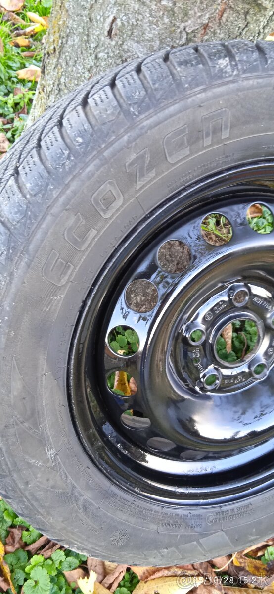 Predám zimné pneumatiky 195/65 r15 5x112 - 2