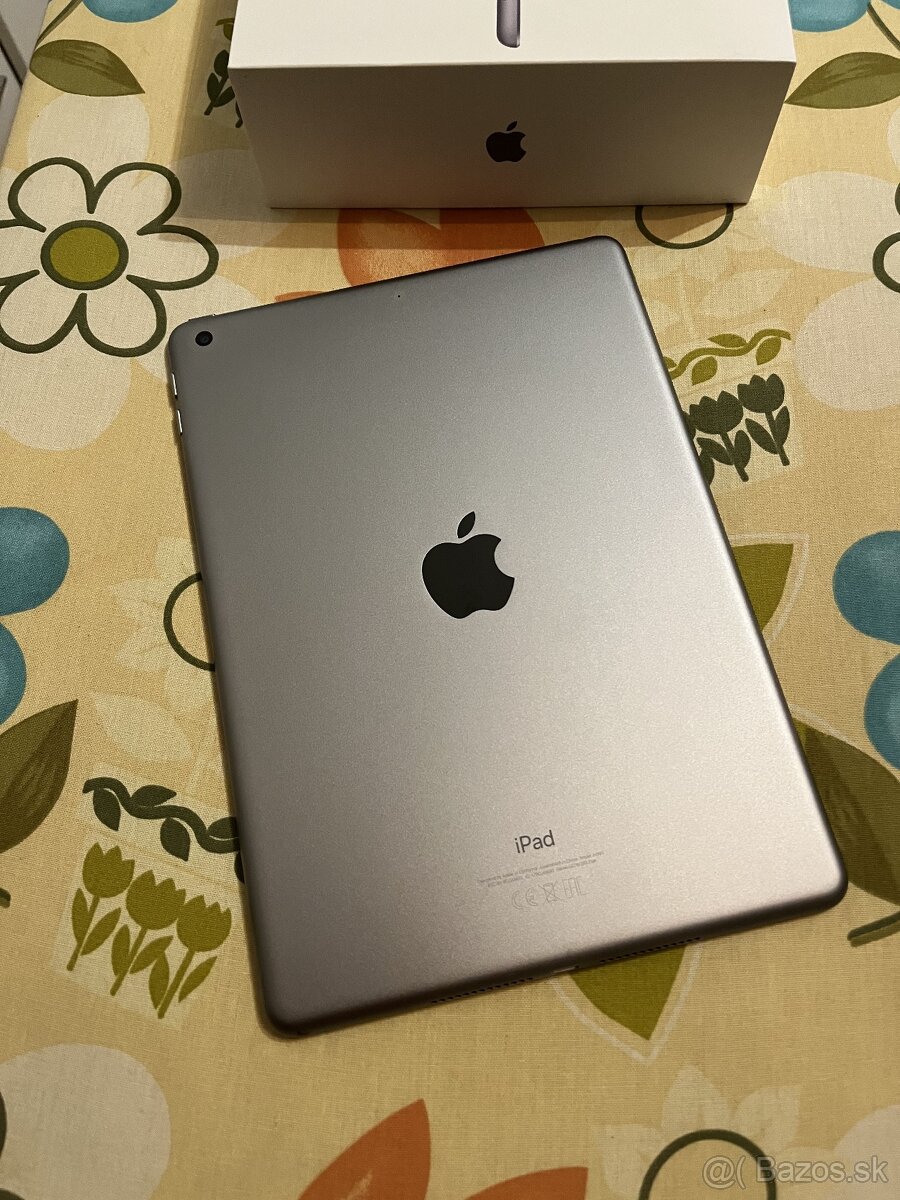 Apple iPad 9.7 Wi-Fi 128GB Space Grey 6th generstion - 2