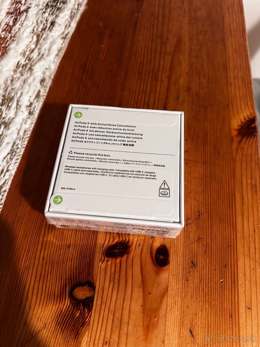 Apple AirPods 4 ANC - 2