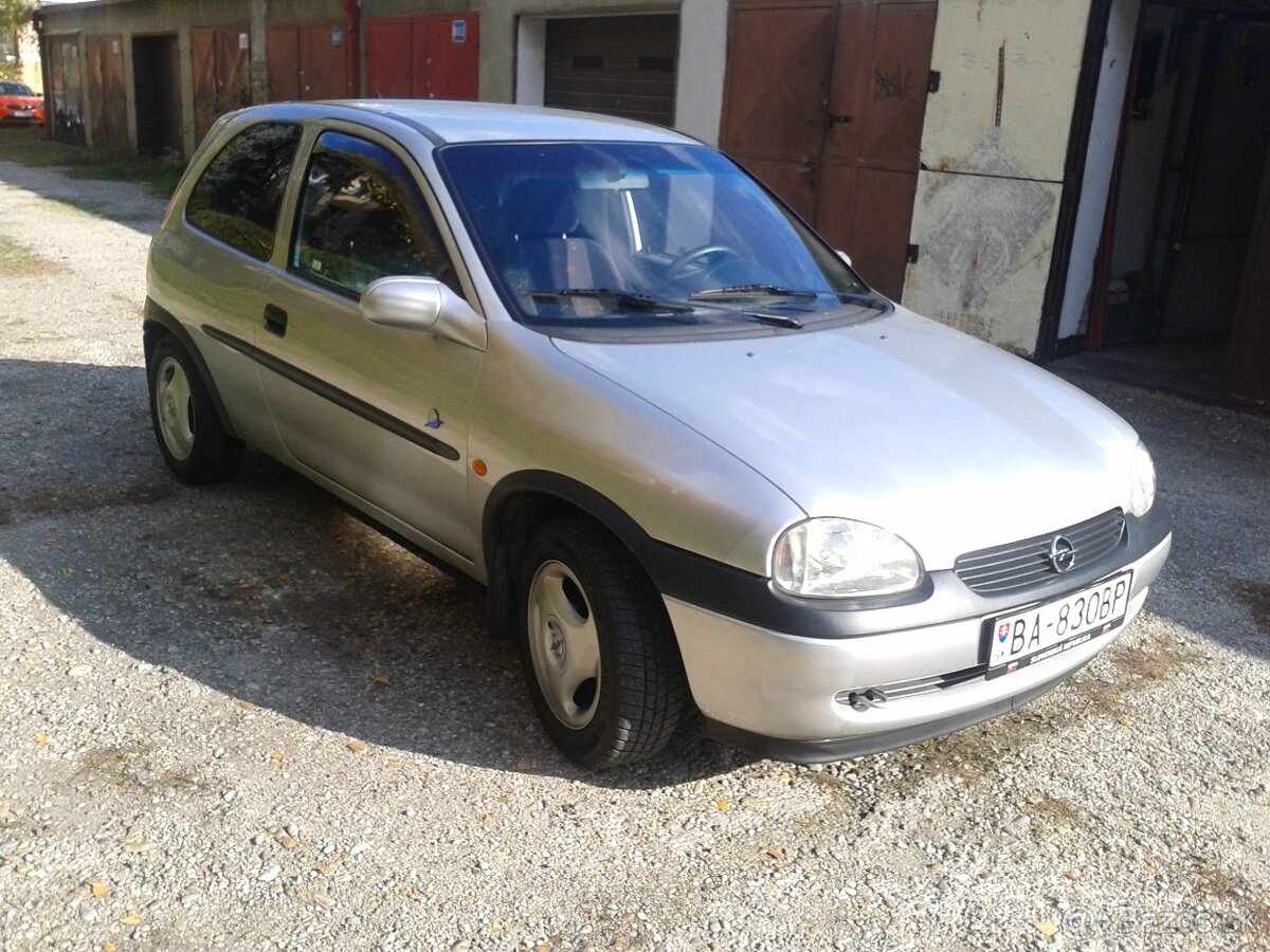 OPEL CORSA 1,4 16V junger Veteran - 2