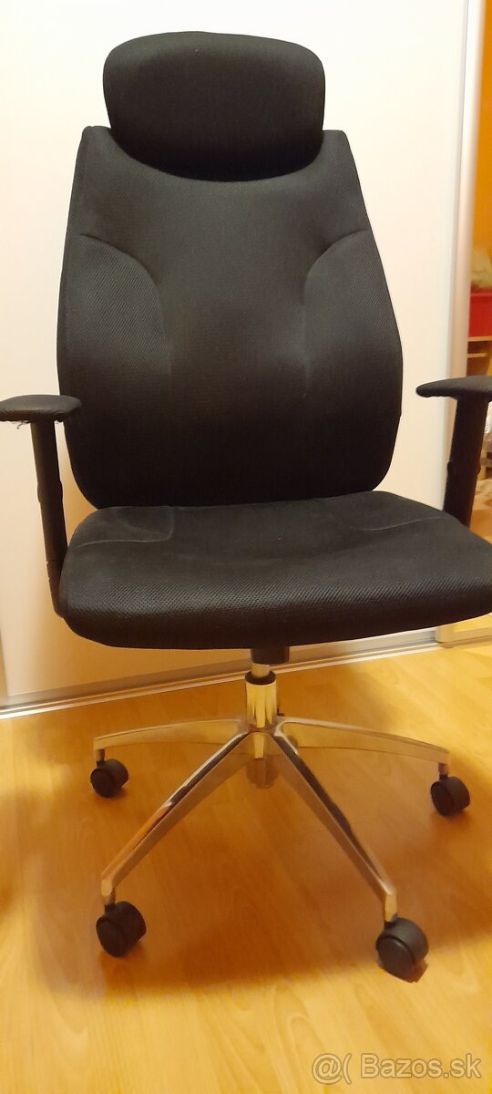 Kancelárske kreslo - 2