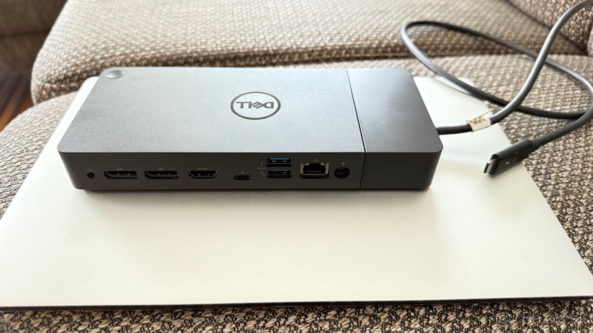 Predam Dell WD19 dockovaciu stanicu. - 2