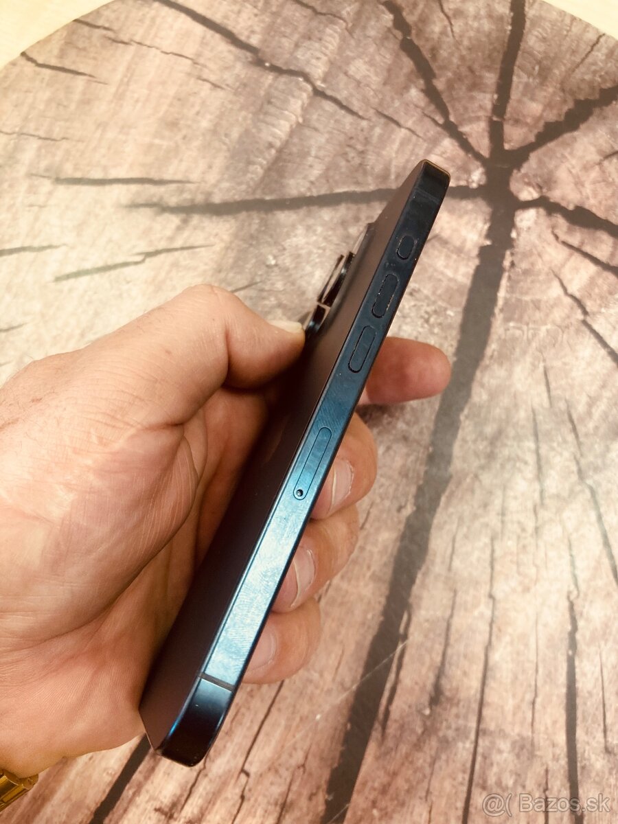 iPhone 15 pro 256 blue batéria 88% top stav - 2