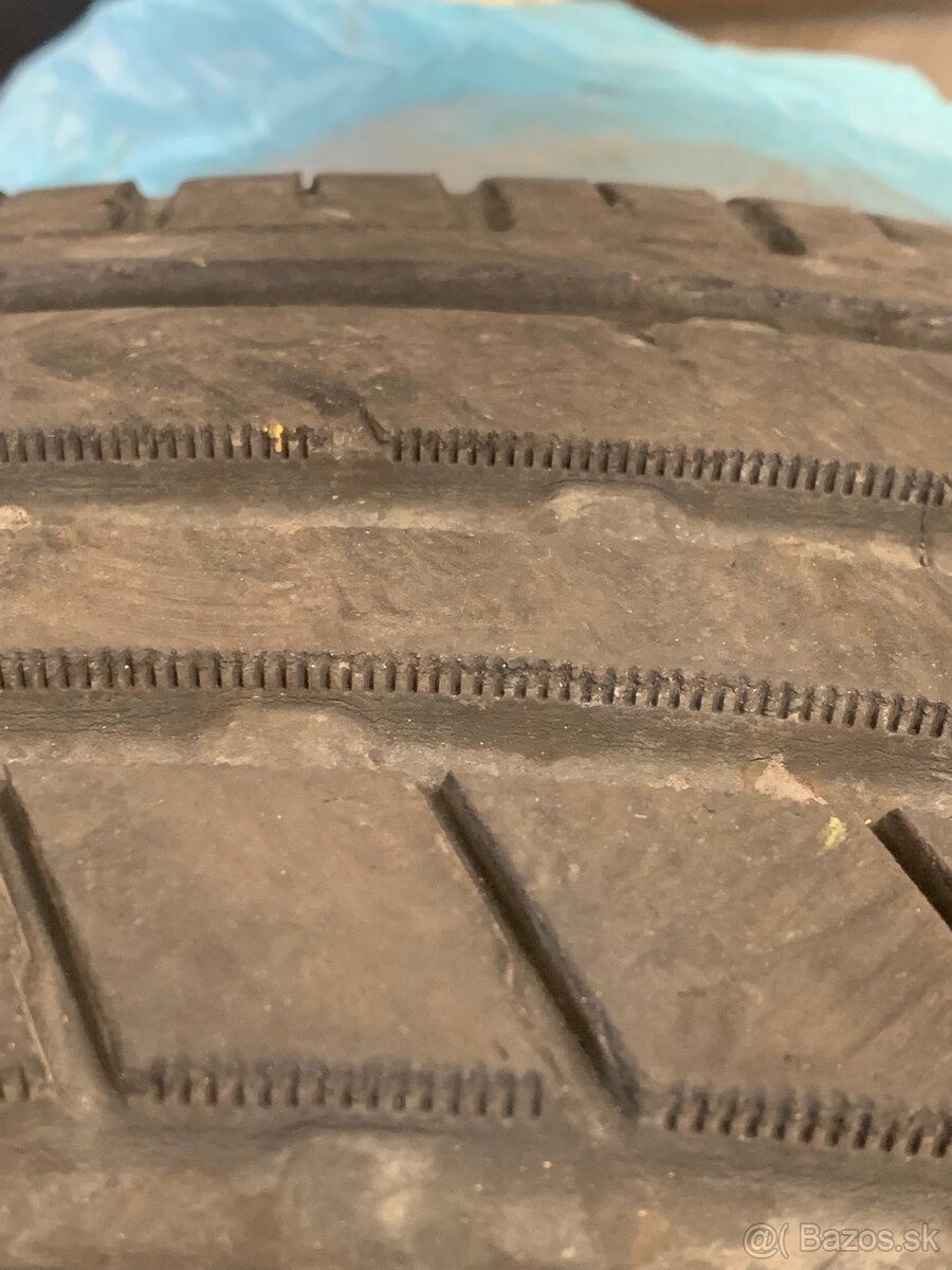 215/55 R17 101w letné - 2