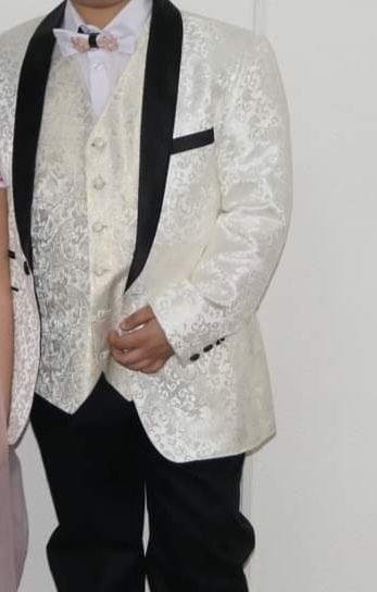 Oblek na 1. Sväté prijímanie - 2