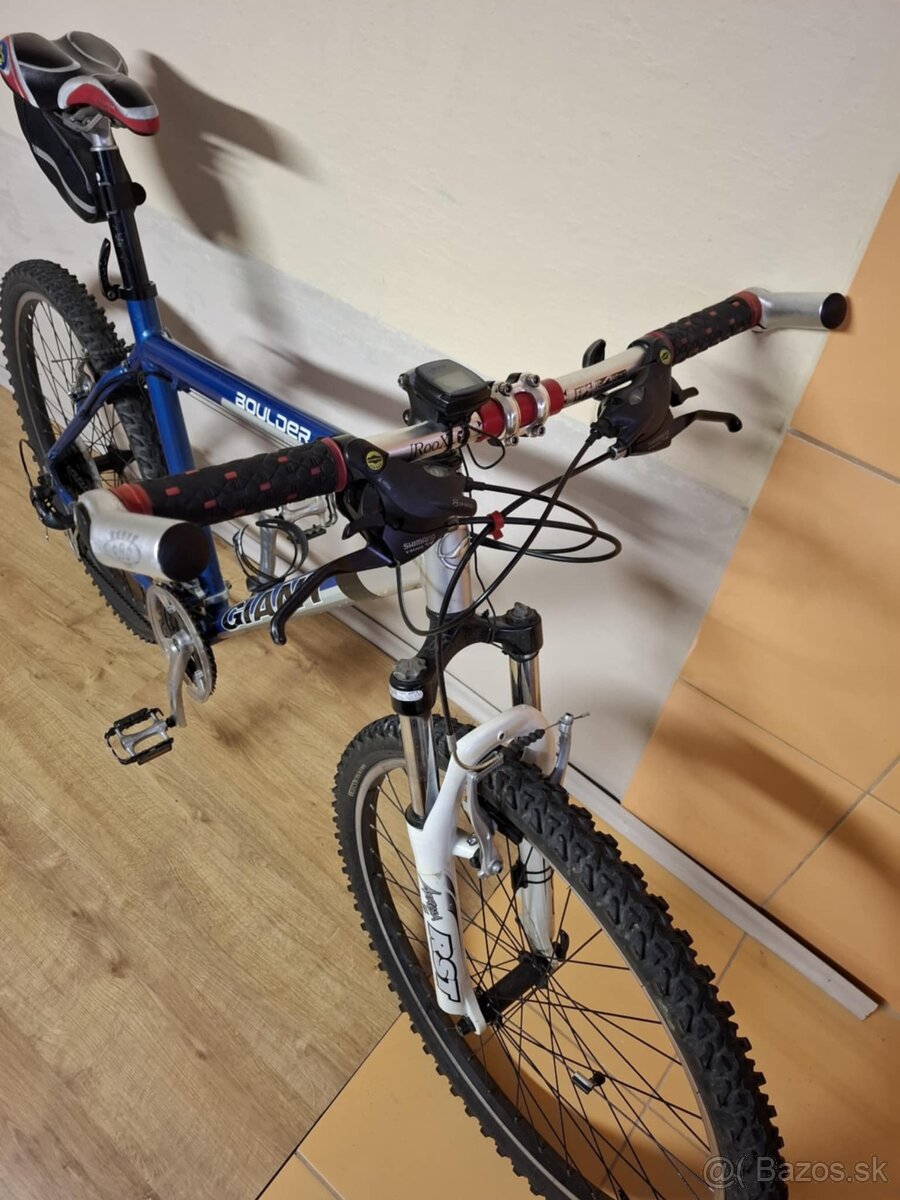 Na predaj horský bicykel Giant - 2