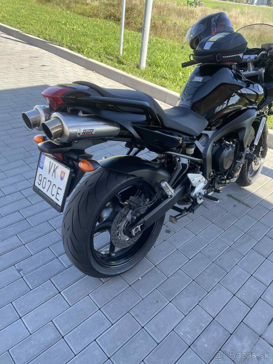 yamaha fz6 - 2